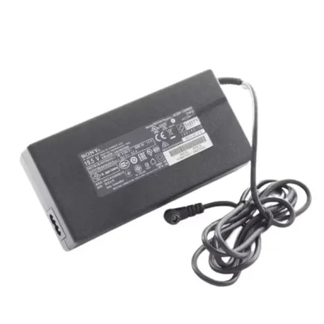 SONY 149273331 Strømadapter - Sort - 1 stk